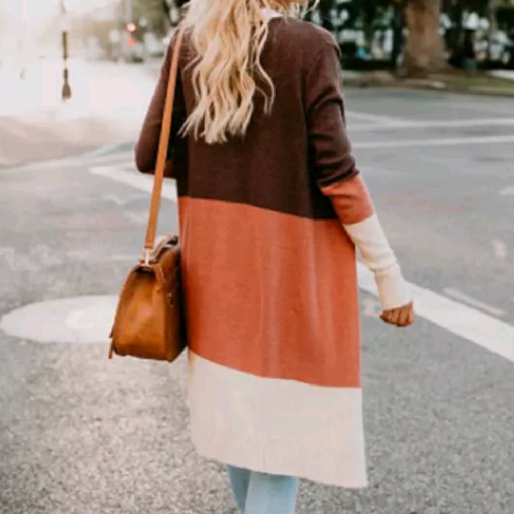 Knit Colorblock Cardigan - Picture 4 of 8